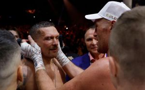 Олександр Усик розповів, про що він думав після завершення бою з Ф'юрі