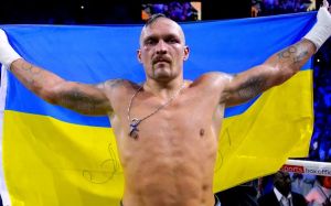 "Бійтеся сліз тих, кого ви образили!" Усик прокоментував річницю вторгнення армії РФ в Україну