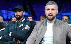 Карл Фроч закликав усунути Беллью від коментування боїв Джошуа