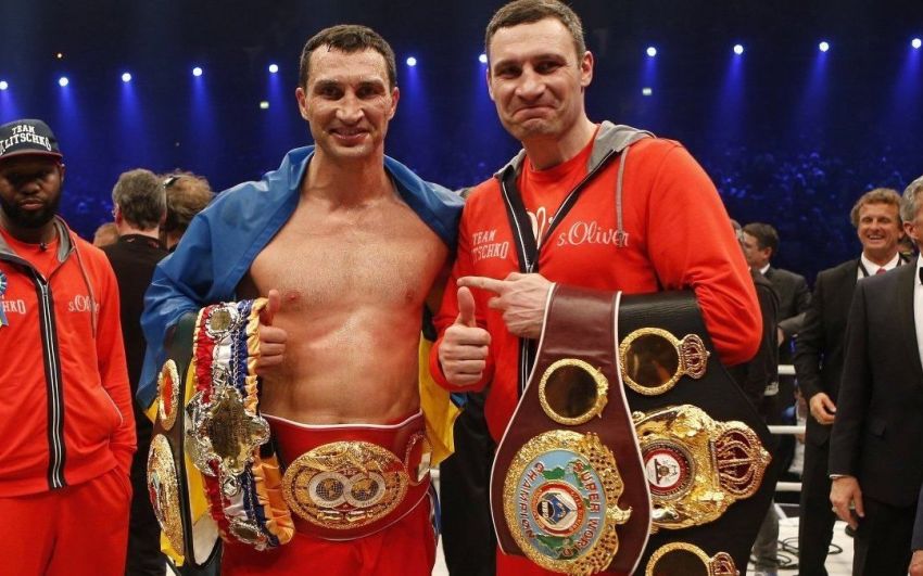 Джонатон Бенкс порівняв стилі братів Кличків: "Це ніч і день"