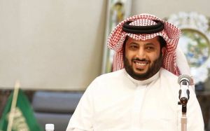 Туркі Аль аш-Шейх пояснив, чому потрібно поспішати з організацією великих боїв у суперважкій вазі