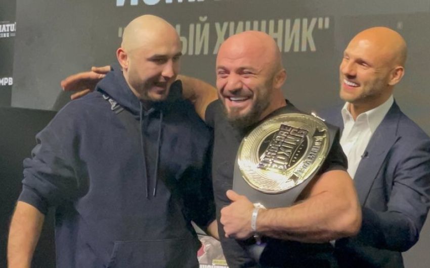 "Тимуру буде важко". Резніков висловився щодо можливого бою Ісмаїлова з Нікуліним