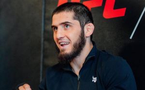 Шавкат Рахмонов висловився про можливий перехід Махачева в напівсередню вагу