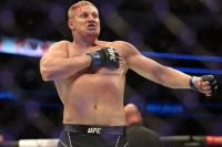 Олійник оцінив шанси Павловича виграти титул UFC