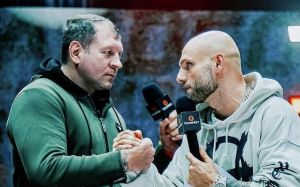 "Буха ця тварина валяється": Анатолій Сульянов розповів про діалоги з менеджером Ємельяненка