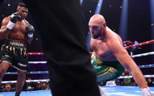 Президент Top Rank пояснив, чому Френсіс Нганун має отримати матч-реванш із Тайсоном Ф'юрі