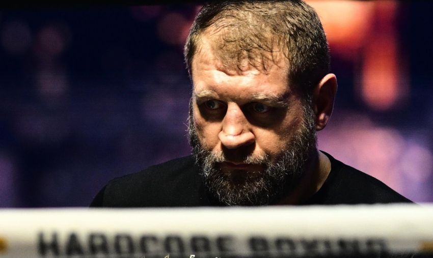 Менеджер Ємельяненка розповів про темпи лікування Олександра від алкоголізму