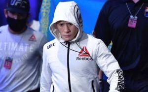 Казахстанська зірка ММА Жумагулов підходить до бою у відмінній формі