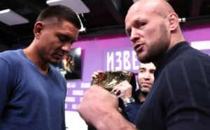Андрій Корешков відреагував на невдоволення Еномото рішенням суддів у бою зі Шлеменком