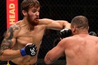 Українець Ігор Потеря виграв достроково у легендарного Руа на UFC 283