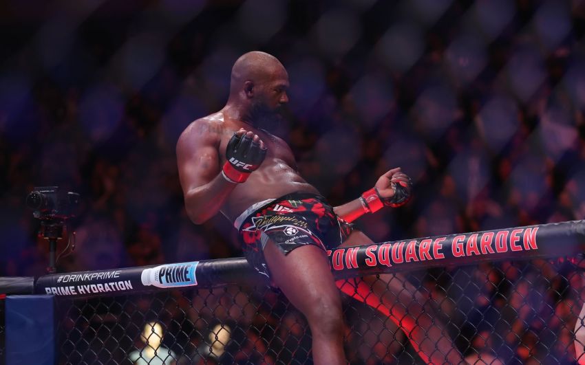 Джон Джонс назвав єдиного бажаного суперника: "Якщо в UFC хочуть, щоб я повернувся, то вони організують цей бій"
