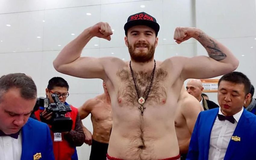 Цотне Рогава завоював титул WBC, перемігши Олександра Флореса
