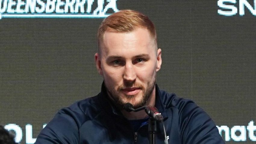 Отто Валлін назвав найкращого суперважковаговика у світі