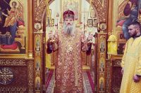 Ломаченко виклав фото з митрополитом Лукою, який потрапив під санкції РНБО