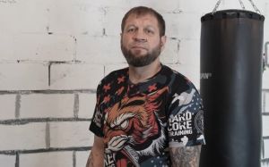 Ємельяненко назвав трьох найкращих боксерів року, що минає
