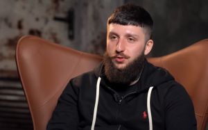 "Ломаченко - кінчений чорт. Я плюну йому в обличчя. До Усика ставлення змінилося". Офіцер "Азова" висловився щодо боксерів
