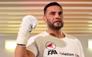Усик більше не єдиний чемпіон: WBA повернула Мануелю Чарру "регулярний" титул у суперважкій вазі