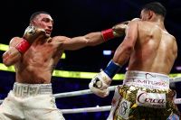 Теофімо Лопес переміг Роландо Ромеро і став чемпіоном WBA у напівсередній вазі