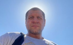 Каміл Гаджиєв: "З Ємельяненком, який п'є, взагалі неможливо працювати"
