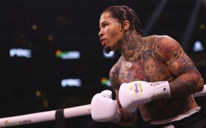 Оскар Де Ла Хойя закликав Девіса побитися з чемпіонами легкої ваги: "Він приголомшливий боєць"