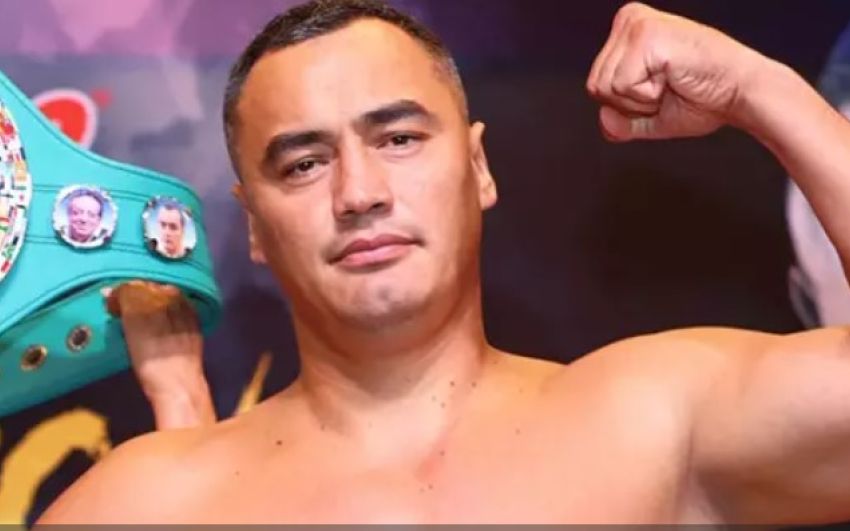 Казахстанський боксер вибачився за дискваліфікацію в дебютному бою в США