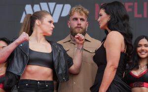 Ронда Роузі знищила Джину Карано за 17 секунд на MVP MMA 1