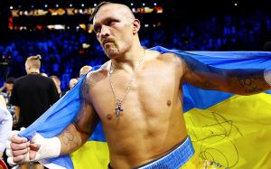 Едді Гірн назвав боксера, який може побитися з Усиком замість Ф'юрі на супертурнірі в Саудівській Аравії