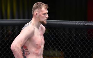 Олександр Волков розповів, з ким хотів побитися замість Туїваси