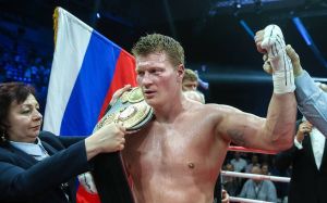 Олександр Повєткін - про рішення увійти в "команду Путіна": "У нас найсильніший і найкращий президент"