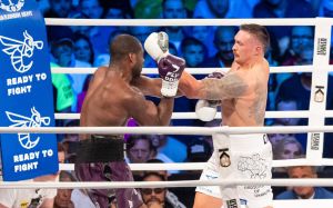 Дворазовий олімпійський чемпіон із Росії висловився про спірний момент у бою Усик - Дюбуа: "Це не удар у пах"
