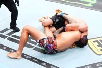 Дастін Пор'є доставив проблеми, але програв Ісламу Махачеву на UFC 302