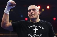 Сергій Дерев'янченко обговорив перспективи Усика після скасування бою проти Вайлдера