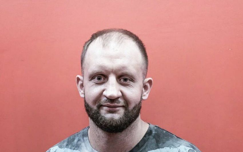 Іван Ємельяненко пояснив, що завадило йому вирушити на фронт