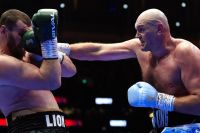 Олександр Усик оцінив виступ Ф'юрі в бою з Махмудовим