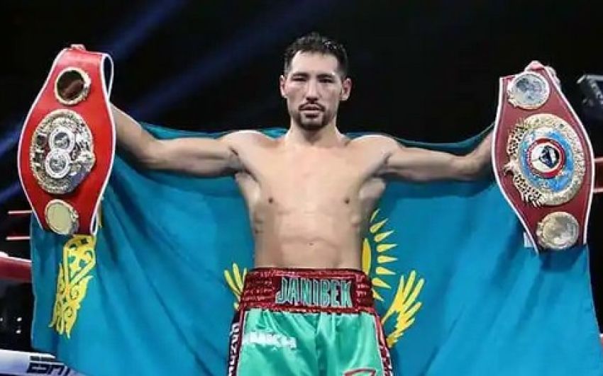 Екс-чемпіон світу оцінив шанси Алімханули стати абсолютним чемпіоном світу