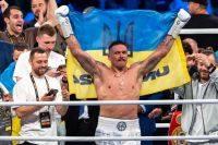 Олександр Красюк пояснив, чому Усик не поспішає йти з боксу