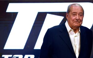 Боб Арум різко відреагував на чутки про продаж Top Rank