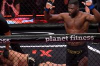 Френсіс Нганну нокаутував Філіпе Лінса на MVP MMA 1