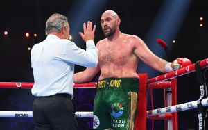 Карл Фремптон упевнений, що Ф'юрі в бою з Усиком виступить краще, порівняно з поєдинком проти Нганну
