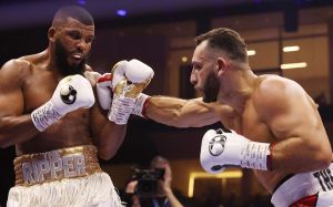 Баду Джек захистив титул WBC в бою з Ноелем Мікаеляном