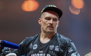 Дана Вайт відреагував на відмову Усика від титулу IBF