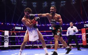 Джош Келлі переміг Каойміна Агьярко та захистив титул IBF у першій середній вазі
