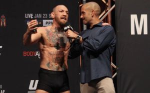 Коментатор UFC відреагував на рішення МакГрегора провести бій із Чендлером у середній вазі: "Сподіваюся, він пожартував"