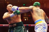 Президент Top Rank назвав умову для перемоги Ф'юрі в реванші з Усиком