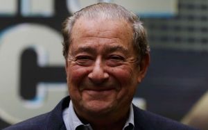 Top Rank підписала непереможеного топ-проспекта суперважкої ваги