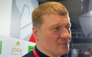 Олександр Повєткін, як і раніше, думає про відновлення кар'єри: "Я б хотів"
