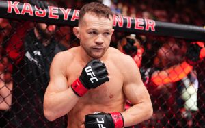 Петр Ян підписав новий контракт з UFC