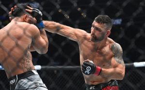 Тренер Кріса Вайдмана звернувся з проханням до керівництва UFC: "Після цього все буде скінчено"