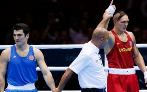 Артур Бетербієв пояснив, чому програв Усику на Олімпіаді