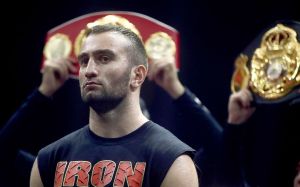 Тренер Гассієва розповів про підготовку до бою з Валліном: "Віримо у свої сили і молимося богу"